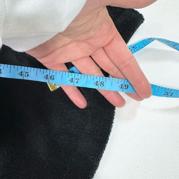 Ukonic Robe Womens One Size Black Star Wars Darth Vader Hooded Fleece Bathrobe - Picture 2 of 7